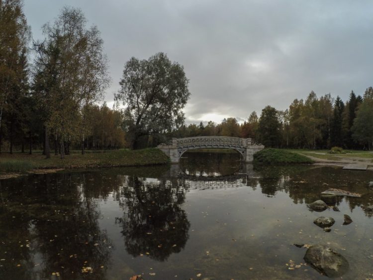 Дворцовый парк в Гатчине - осень