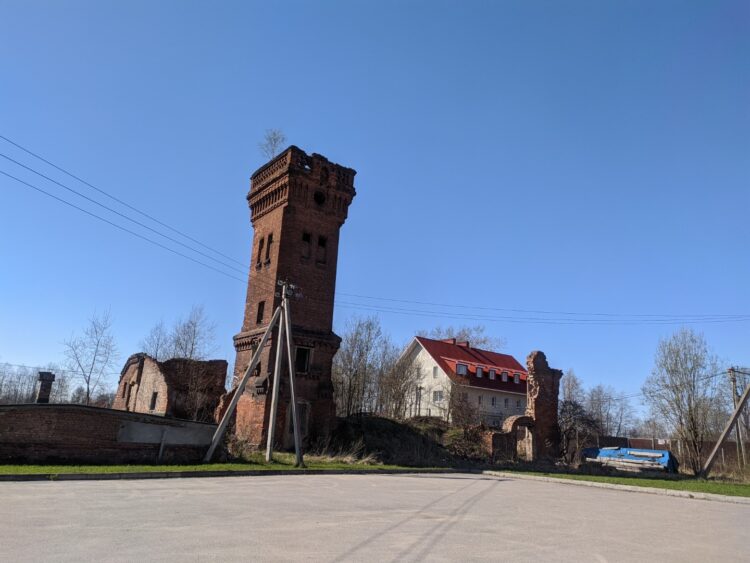  руины кирпичного завода В.А. Ренненкампфа