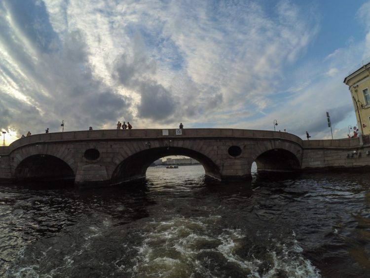 Laundry bridge