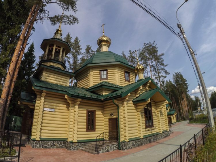 Церковь Всех Святых в земле Санкт-Петербургской просиявших