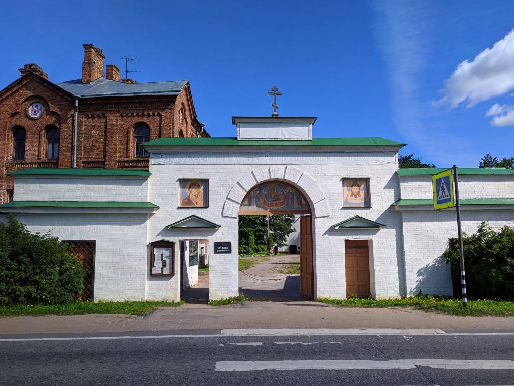 Староладожский Свято-Успенский девичий монастырь 